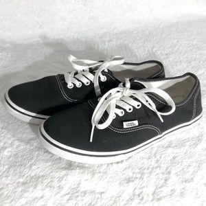 Vans Authentic Canvas Shoe